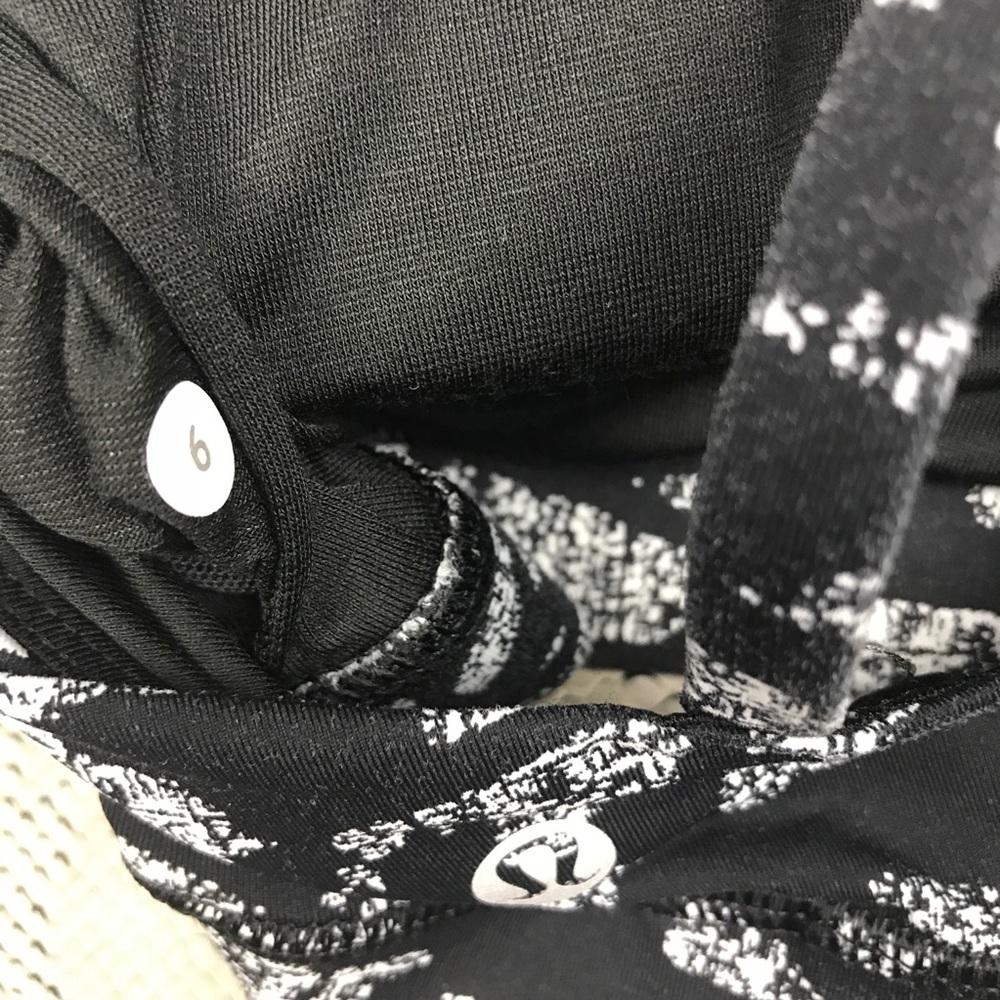 Lululemon wave grey black sports bra energy - Picture 5 of 5